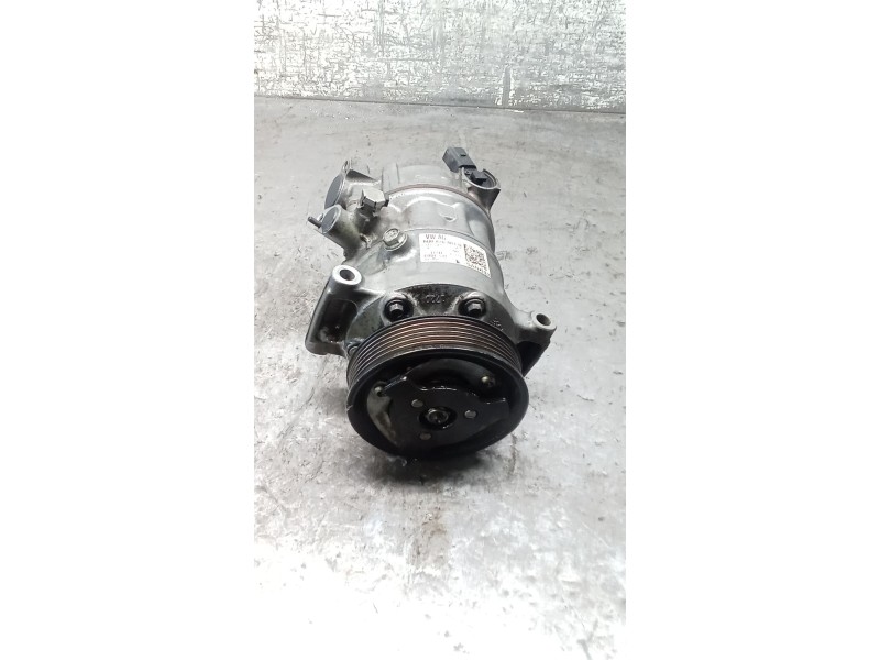 Recambio de compresor aire acondicionado para volkswagen caddy iv furgoneta/monovolumen (saa, sah) 2.0 tdi referencia OEM IAM 5Q