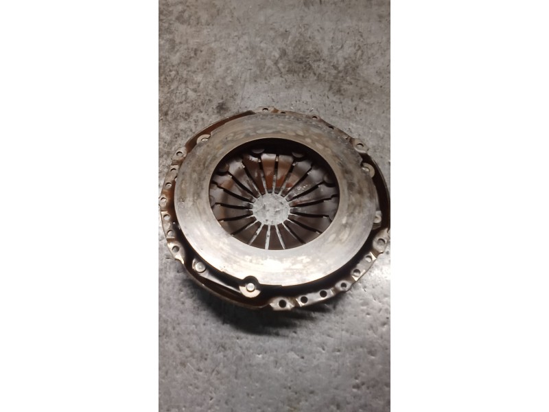 Recambio de kit embrague para volkswagen caddy iv furgoneta/monovolumen (saa, sah) 2.0 tdi referencia OEM IAM 03L141016J 03L1410