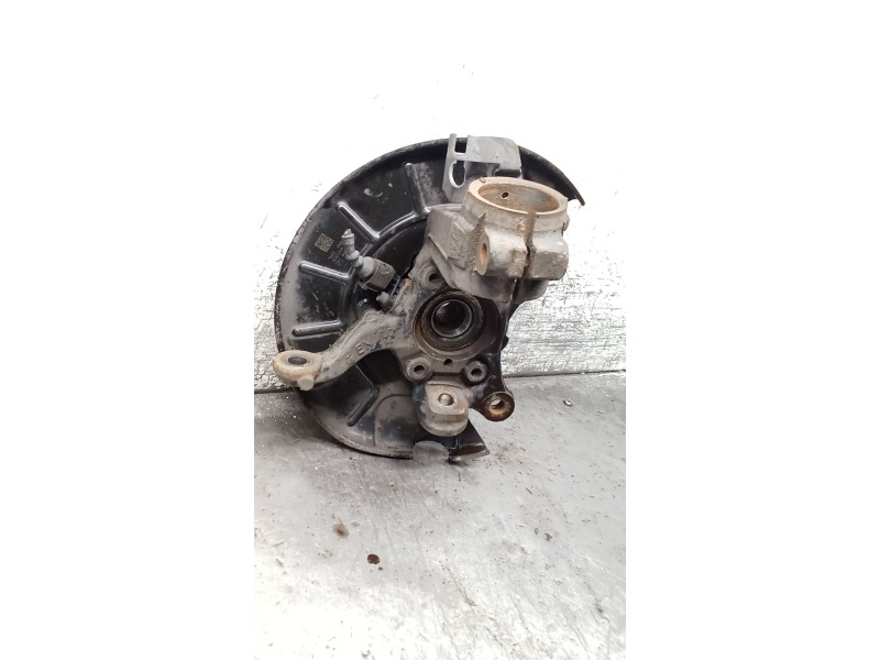 Recambio de mangueta delantera izquierda para volkswagen caddy iv furgoneta/monovolumen (saa, sah) 2.0 tdi referencia OEM IAM   