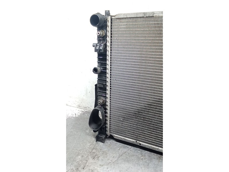 Recambio de radiador agua para mercedes-benz clase s (w220) berlina 500 (220.075) referencia OEM IAM A2205000903 A2205002304 98