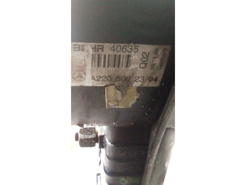 Recambio de radiador agua para mercedes-benz clase s (w220) berlina 500 (220.075) referencia OEM IAM A2205000903 A2205002304 98