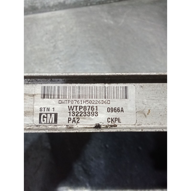 Recambio de intercooler para opel astra h gtc (a04) 1.9 cdti (l08) referencia OEM IAM 13223393  04