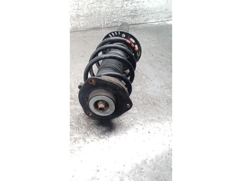 Recambio de amortiguador delantero derecho para volkswagen caddy iv furgoneta/monovolumen (saa, sah) 2.0 tdi referencia OEM IAM 