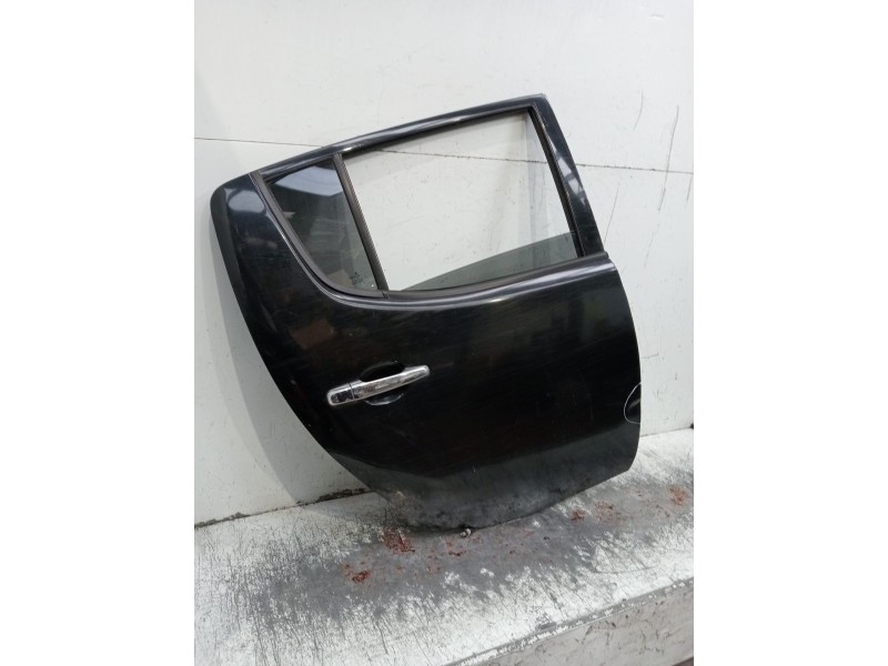 Recambio de puerta trasera derecha para mitsubishi l200 / triton (ka_t, kb_t) 2.5 di-d 4wd (kb4t) referencia OEM IAM  5P 