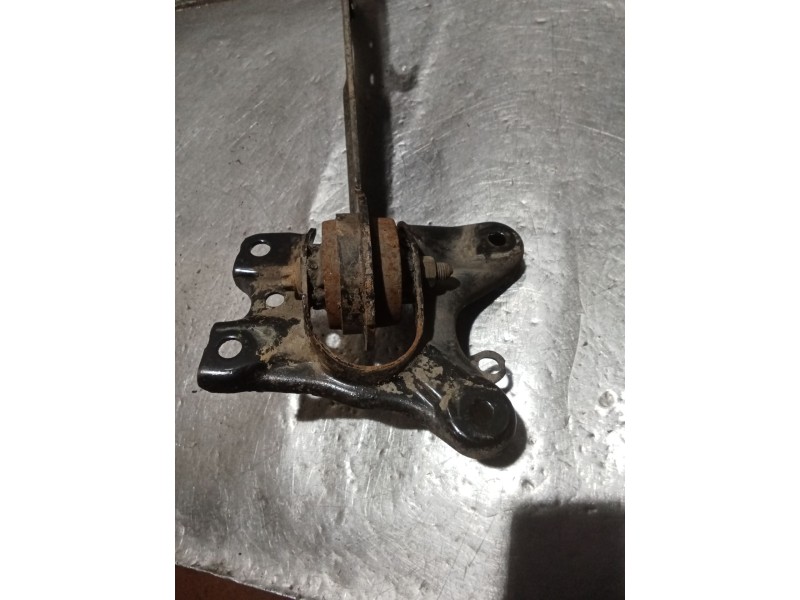 Recambio de brazo suspension superior trasero derecho para saab 9-3 station wagon (e50) 1.9 tid referencia OEM IAM   05