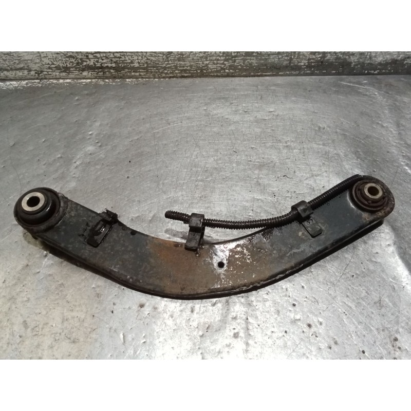 Recambio de brazo suspension superior trasero izquierdo para saab 9-3 station wagon (e50) 1.9 tid referencia OEM IAM 13105744  0