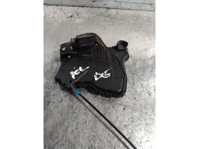 Recambio de motor cierre centralizado delantero derecho para toyota auris luna referencia OEM IAM  5P 