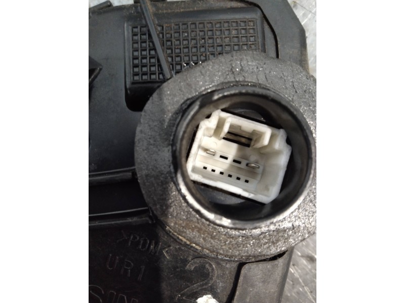 Recambio de motor cierre centralizado delantero derecho para toyota auris luna referencia OEM IAM  5P 