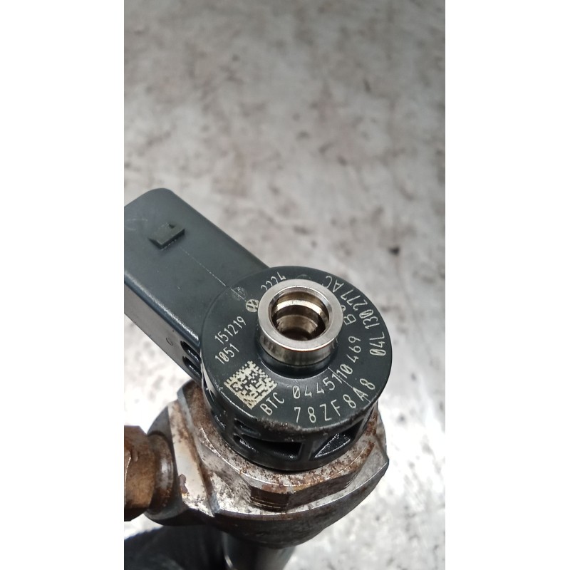 Recambio de inyector para volkswagen caddy iv furgoneta/monovolumen (saa, sah) 2.0 tdi referencia OEM IAM 0445110469 04L130277AC
