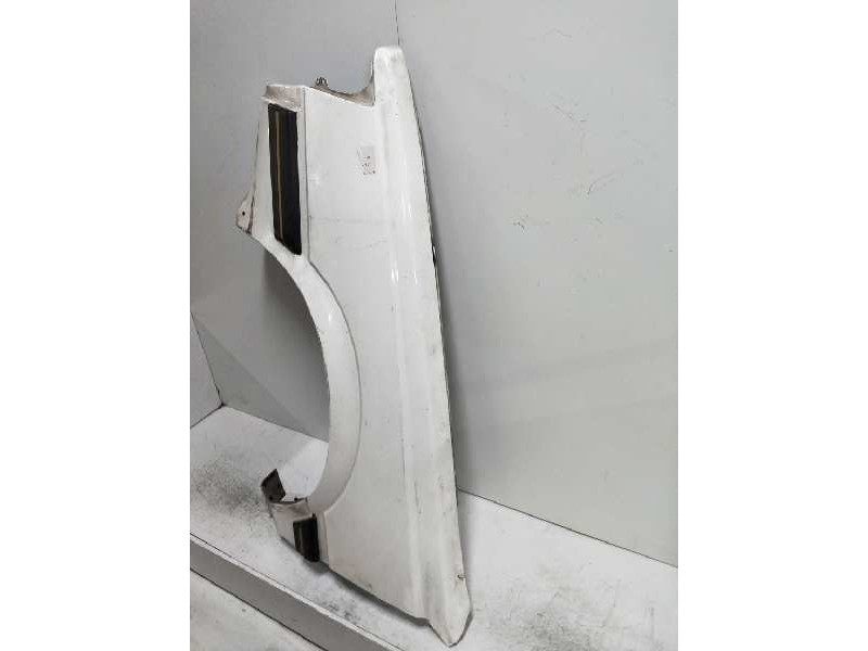 Recambio de aleta delantera izquierda para subaru leone 1.3 referencia OEM IAM   