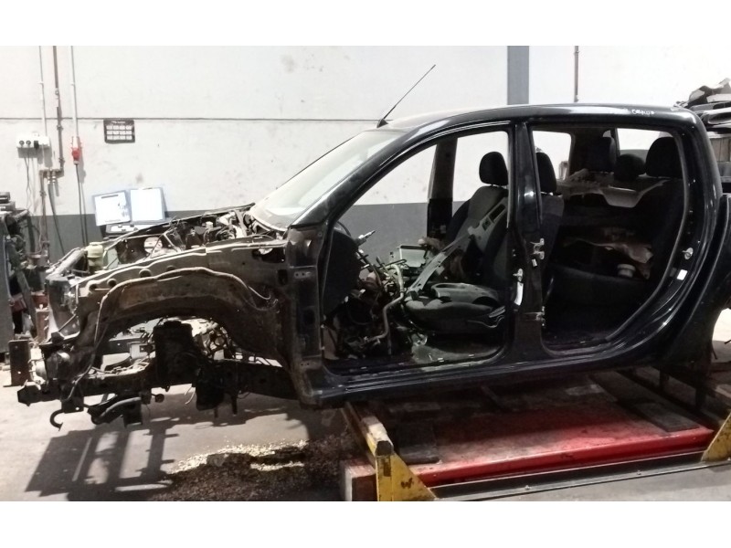Recambio de cabina para mitsubishi l200 / triton (ka_t, kb_t) 2.5 di-d 4wd (kb4t) referencia OEM IAM   
