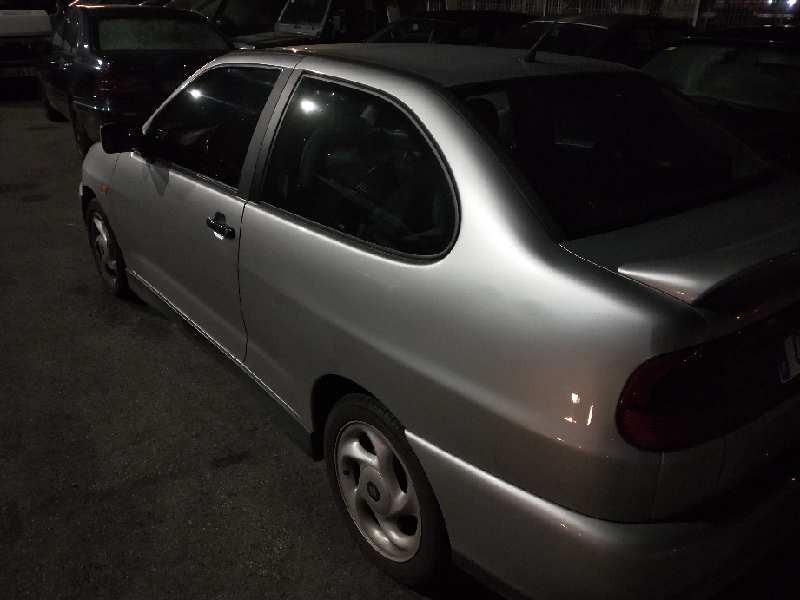 seat cordoba berlina (6k2) del año 1999