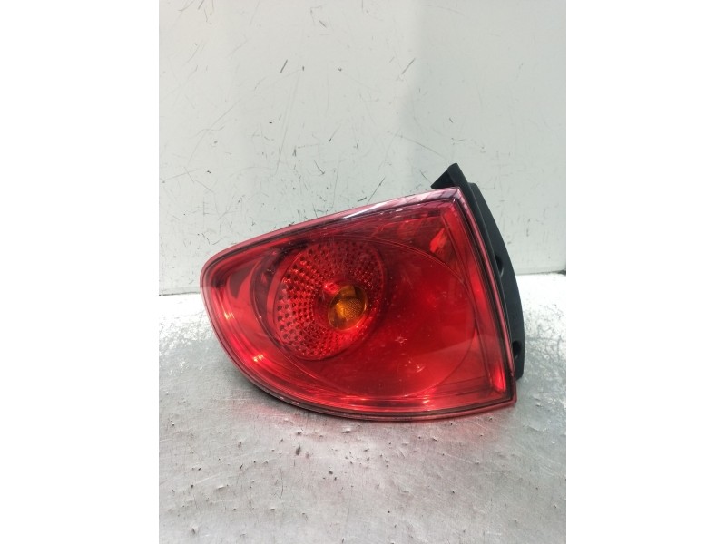 Recambio de piloto trasero izquierdo para seat altea (5p1) 1.6 referencia OEM IAM   2004