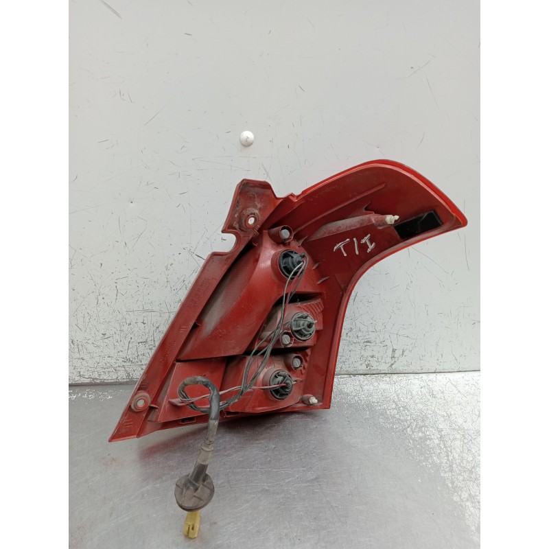 Recambio de piloto trasero izquierdo para suzuki swift iii (mz, ez) 1.3 ddis (rs 413d) referencia OEM IAM   2005