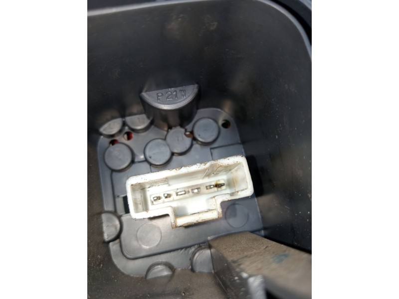 Recambio de piloto trasero izquierdo para peugeot 206 sw (2e/k) 2.0 hdi referencia OEM IAM   2002