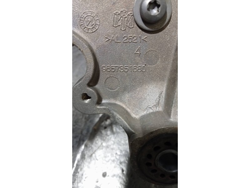 Recambio de acumulador central amortiguacion para citroen c5 berlina exclusive referencia OEM IAM 9655235680 9657351680 