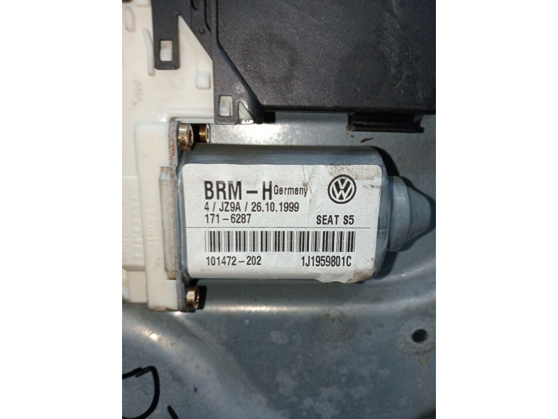 Recambio de elevalunas delantero izquierdo para seat leon (1m1) 1.6 referencia OEM IAM 1J1959801C 101472202 1999 5P