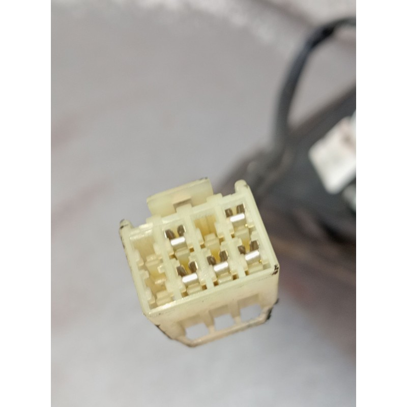 Recambio de retrovisor derecho para suzuki swift iii (mz, ez) 1.3 ddis (rs 413d) referencia OEM IAM  ELECTRICO 2005