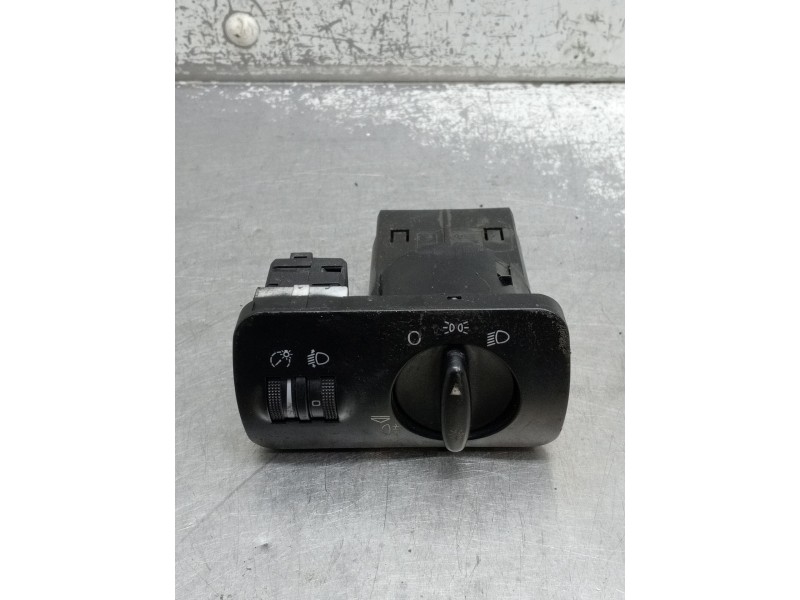 Recambio de mando luces para seat leon (1m1) 1.6 referencia OEM IAM  INTERRUPTOR 1999 5P