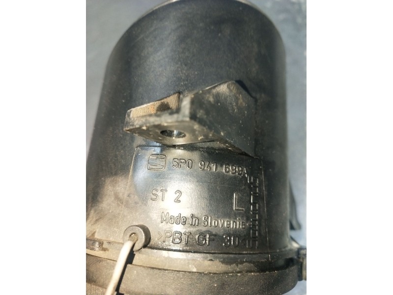 Recambio de faro antiniebla izquierdo para seat altea (5p1) 1.6 referencia OEM IAM 5P0941699A  2004