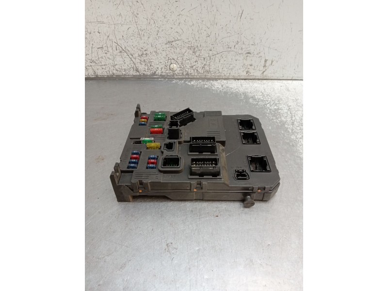Recambio de caja reles / fusibles para peugeot 206 sw (2e/k) 2.0 hdi referencia OEM IAM 9652474680 S118085320 2002