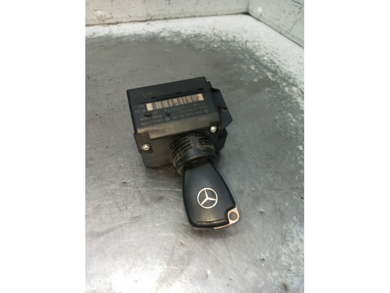Recambio de conmutador de arranque para mercedes-benz clase c coupé (cl203) c 220 cdi (203.708) referencia OEM IAM 2095453308 70