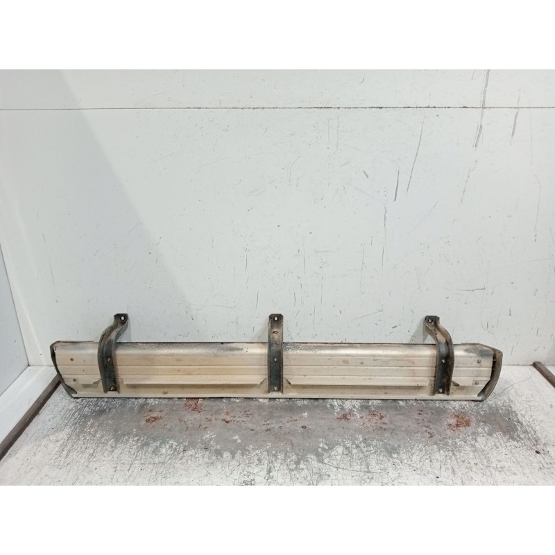 Recambio de faldon lateral para mitsubishi l200 / triton (ka_t, kb_t) 2.5 di-d 4wd (kb4t) referencia OEM IAM  5P IZQUIERDO 