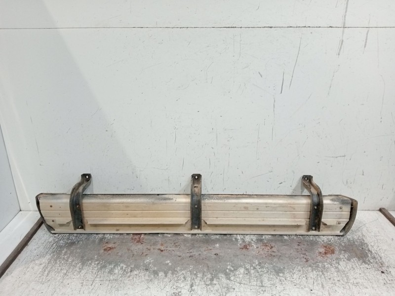 Recambio de faldon lateral para mitsubishi l200 / triton (ka_t, kb_t) 2.5 di-d 4wd (kb4t) referencia OEM IAM  5P IZQUIERDO 