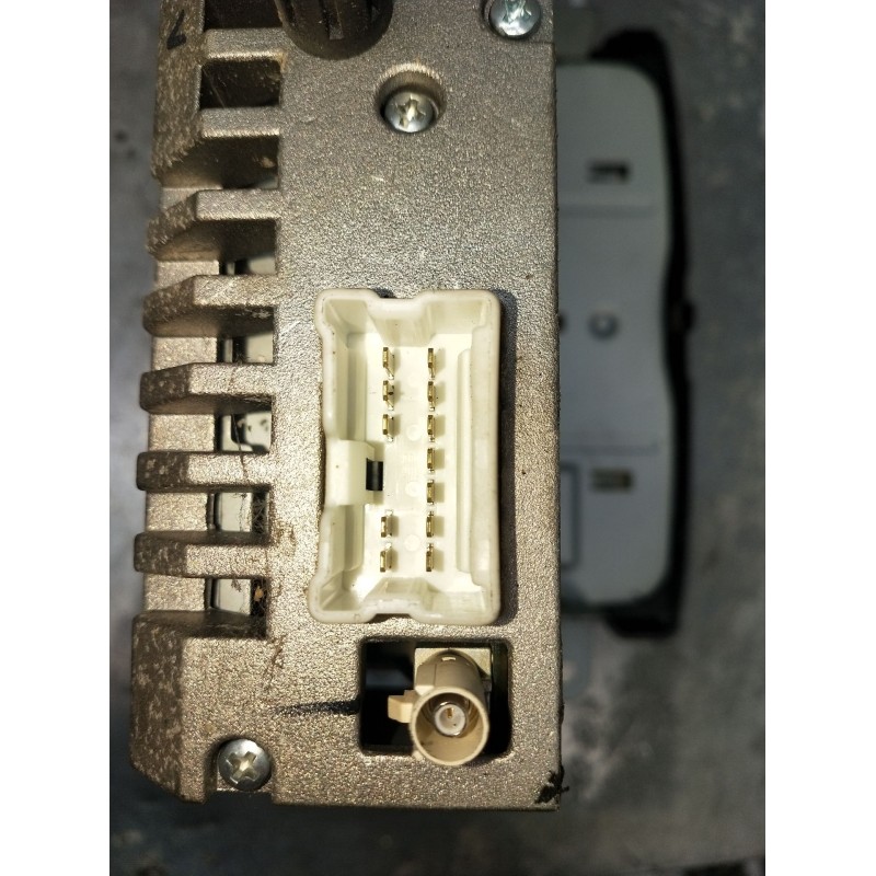 Recambio de sistema audio / radio cd para dacia dokker furgoneta/monovolumen 1.5 dci 75 / blue dci 75 (fejw, feah) referencia OE