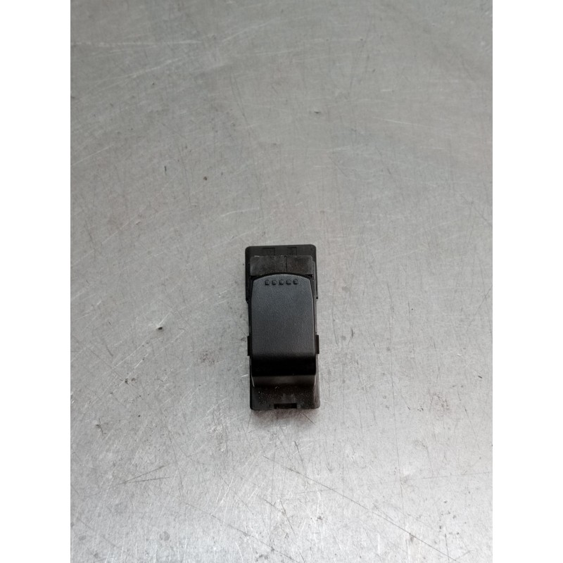 Recambio de mando elevalunas delantero derecho para suzuki swift iii (mz, ez) 1.3 ddis (rs 413d) referencia OEM IAM   2005 5P