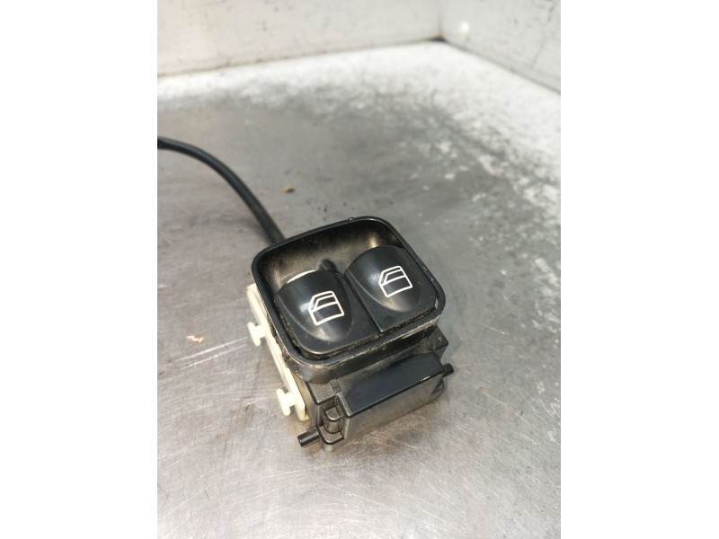 Recambio de mando elevalunas delantero izquierdo para mercedes-benz clase c coupé (cl203) c 220 cdi (203.708) referencia OEM IAM