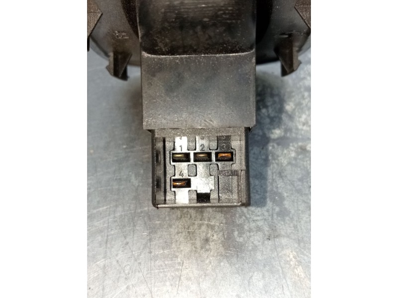 Recambio de mando elevalunas delantero derecho para seat leon (1m1) 1.6 referencia OEM IAM 1M0867164  1999 5P