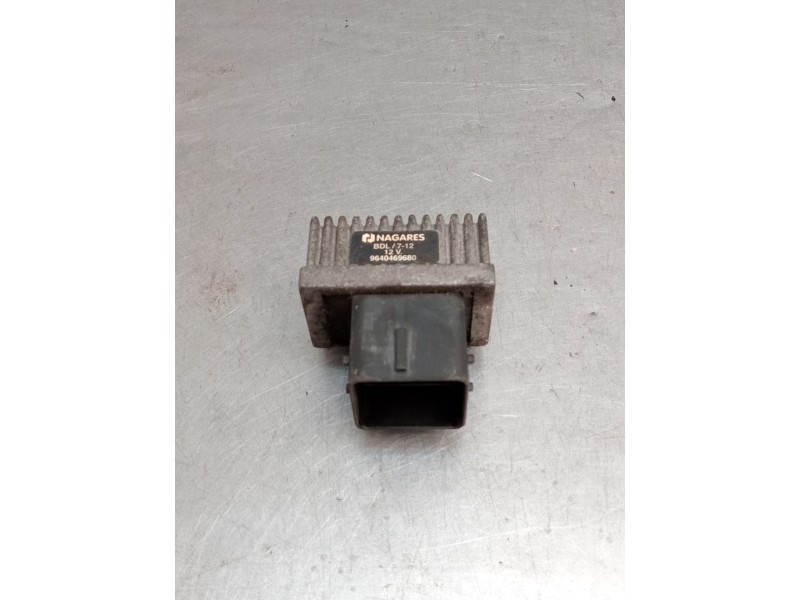 Recambio de caja precalentamiento para peugeot 206 sw (2e/k) 2.0 hdi referencia OEM IAM 9640469680  2002