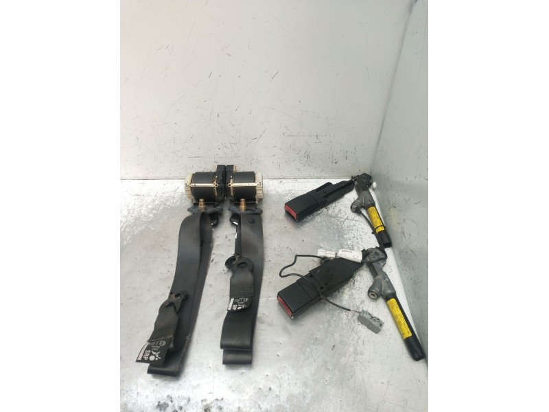 Recambio de juego cinturones delantero para renault kangoo (kc0/1_) 1.9 dci 4x4 (kc0v) referencia OEM IAM  5P 1997