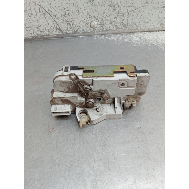 Recambio de motor cierre centralizado trasero izquierdo para peugeot 206 sw (2e/k) 2.0 hdi referencia OEM IAM   2002 5P