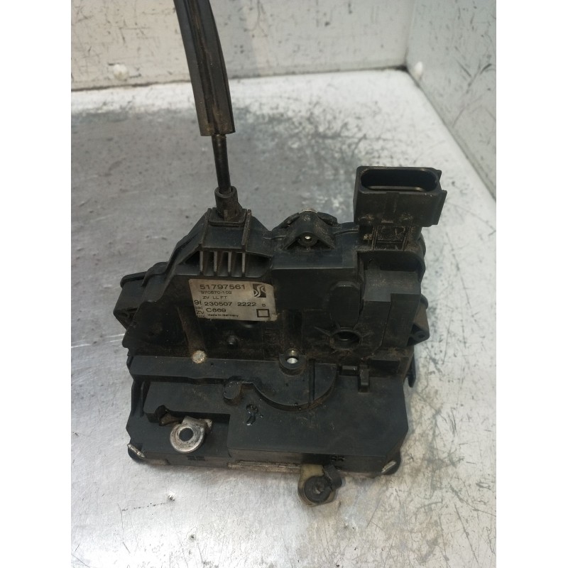 Recambio de motor cierre centralizado delantero izquierdo para fiat grande punto (199_) 1.4 16v (199bxg1b, 199axg1b) referencia 