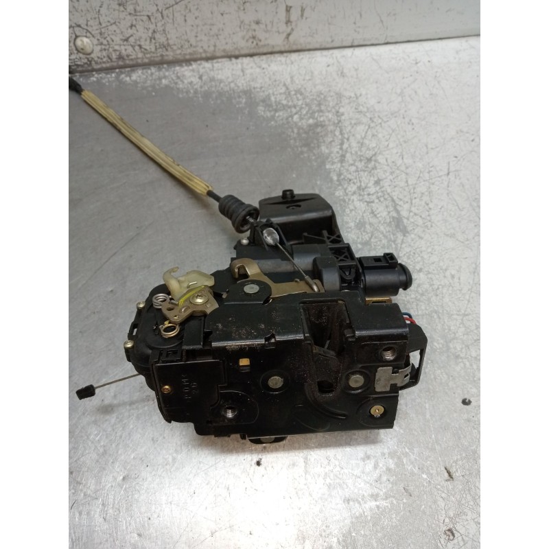 Recambio de motor cierre centralizado delantero izquierdo para seat leon (1m1) 1.6 referencia OEM IAM   1999 5P