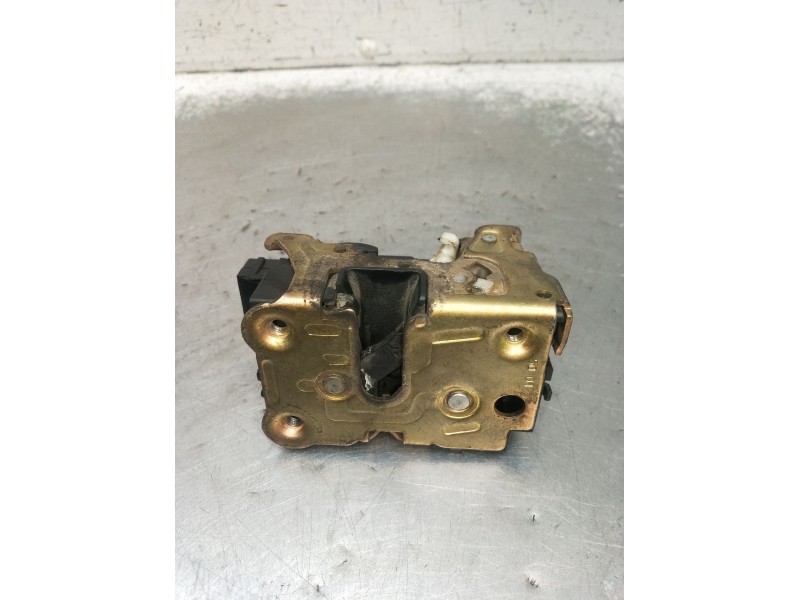 Recambio de motor cierre centralizado delantero derecho para renault kangoo (kc0/1_) 1.9 dci 4x4 (kc0v) referencia OEM IAM  5P 1