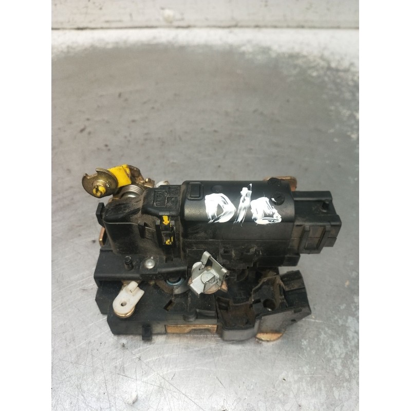 Recambio de motor cierre centralizado delantero derecho para renault kangoo (kc0/1_) 1.9 dci 4x4 (kc0v) referencia OEM IAM  5P 1