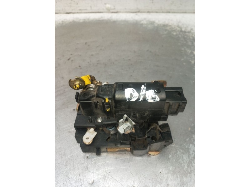 Recambio de motor cierre centralizado delantero derecho para renault kangoo (kc0/1_) 1.9 dci 4x4 (kc0v) referencia OEM IAM  5P 1