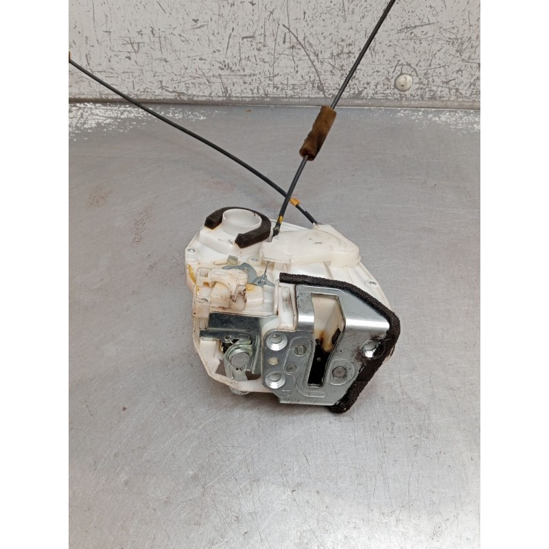 Recambio de motor cierre centralizado trasero derecho para suzuki swift iii (mz, ez) 1.3 ddis (rs 413d) referencia OEM IAM   200