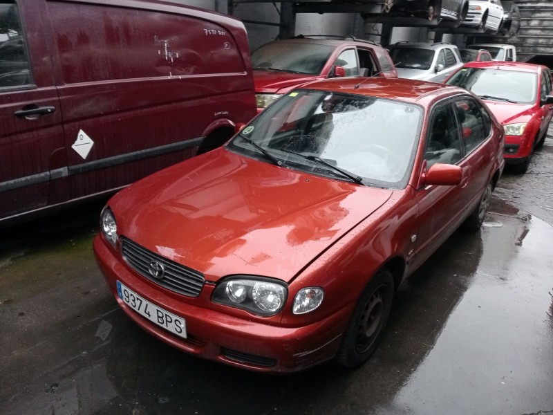 toyota corolla (_e12_) del año 2001