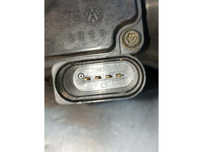 Recambio de caudalimetro para seat leon (1m1) 1.6 referencia OEM IAM 06A906461B AFH6010C 1999