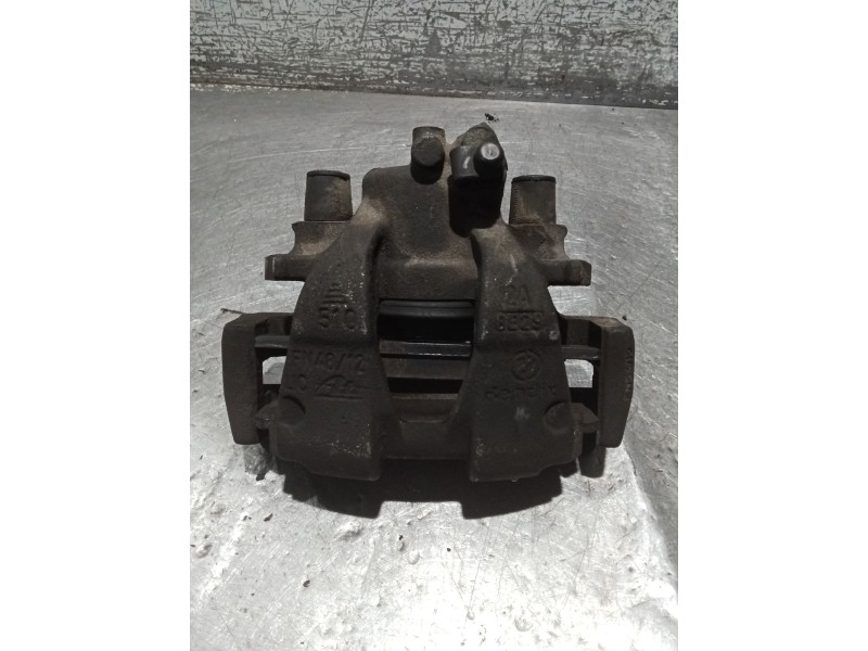 Recambio de pinza freno delantera izquierda para fiat punto (176_) 1.7 td referencia OEM IAM   94