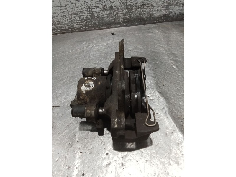 Recambio de pinza freno delantera izquierda para fiat punto (176_) 1.7 td referencia OEM IAM   94