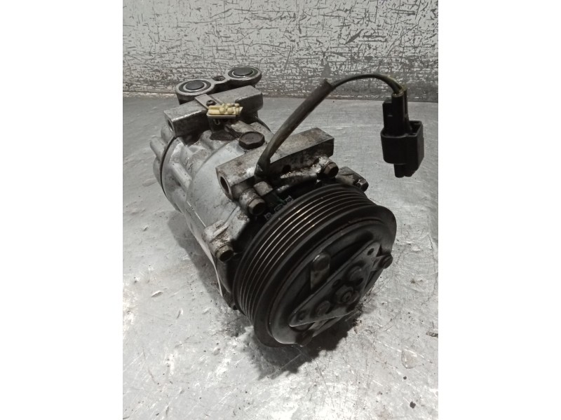 Recambio de compresor aire acondicionado para ford fiesta v (jh_, jd_) 1.6 tdci referencia OEM IAM   