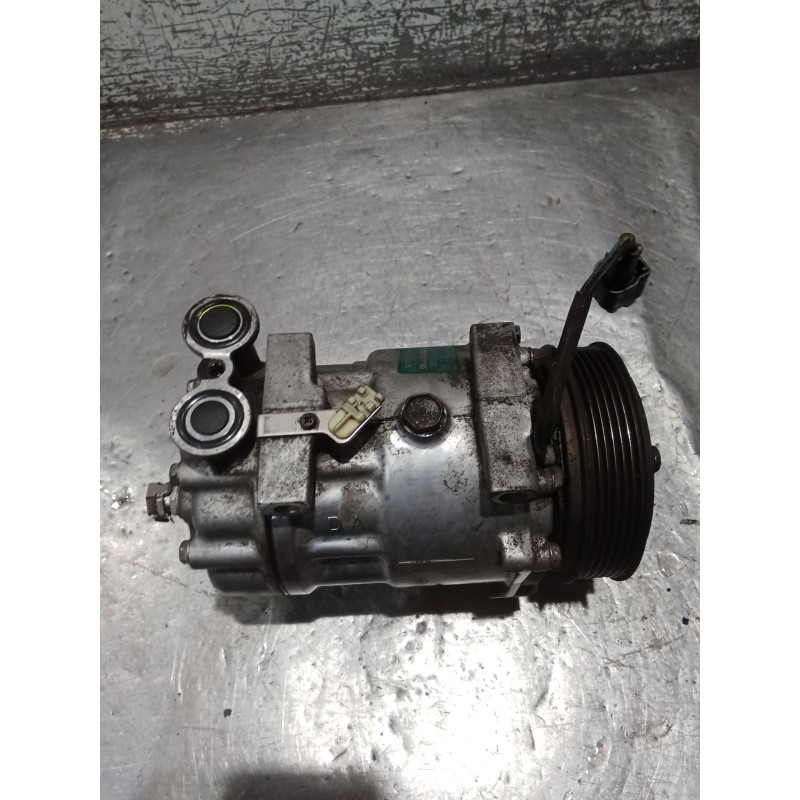 Recambio de compresor aire acondicionado para ford fiesta v (jh_, jd_) 1.6 tdci referencia OEM IAM   