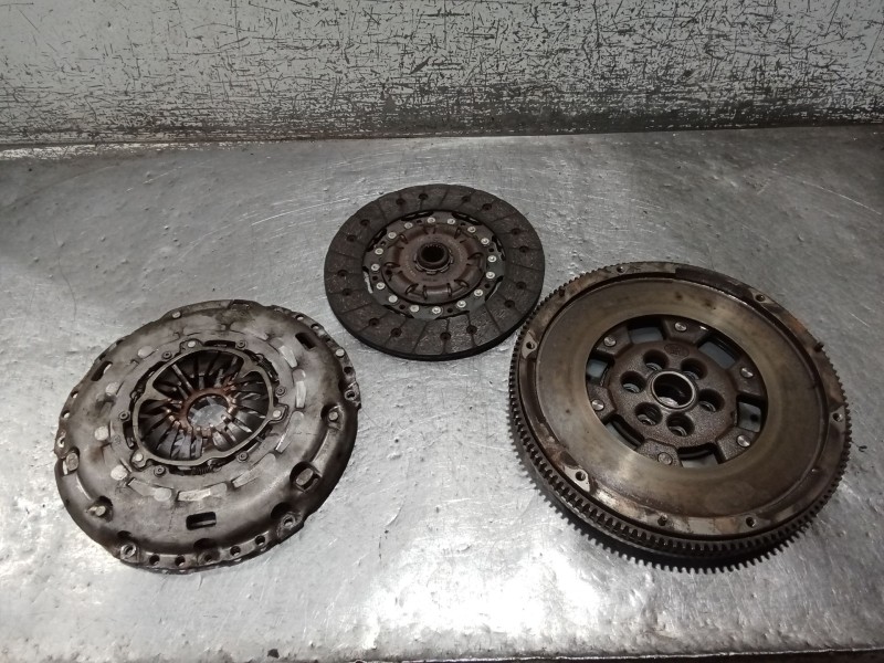 Recambio de kit embrague para audi a3 (8p1) 2.0 tdi 16v referencia OEM IAM   