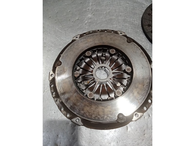 Recambio de kit embrague para audi a3 (8p1) 2.0 tdi 16v referencia OEM IAM   