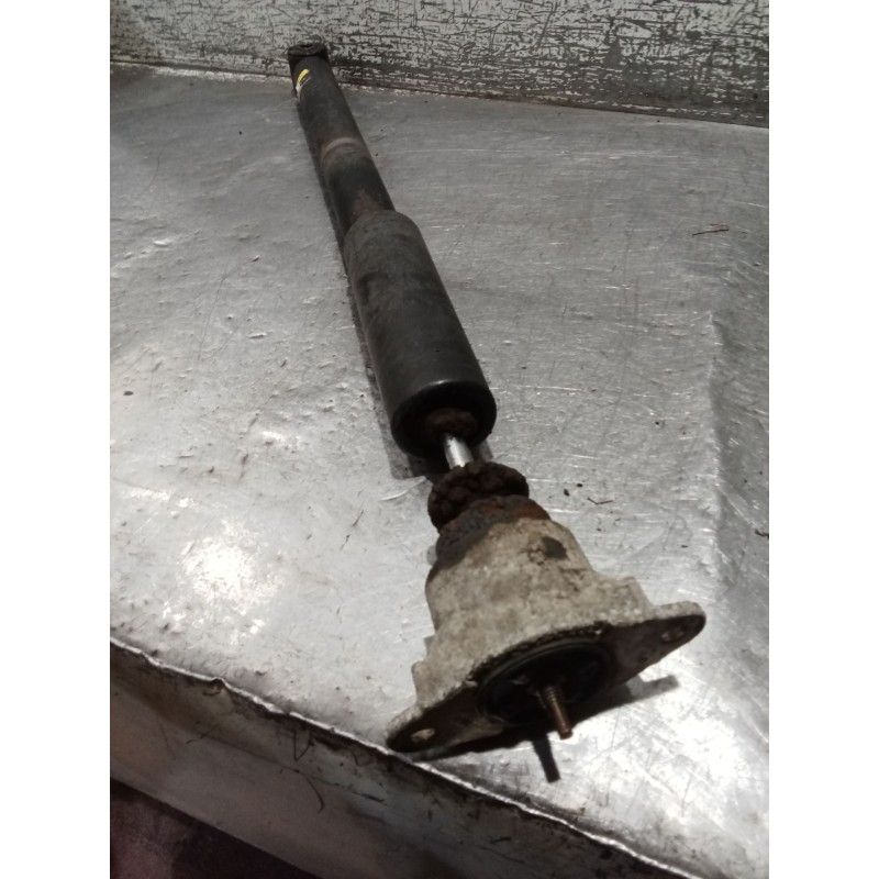 Recambio de amortiguador trasero izquierdo para ford fiesta v (jh_, jd_) 1.6 tdci referencia OEM IAM   